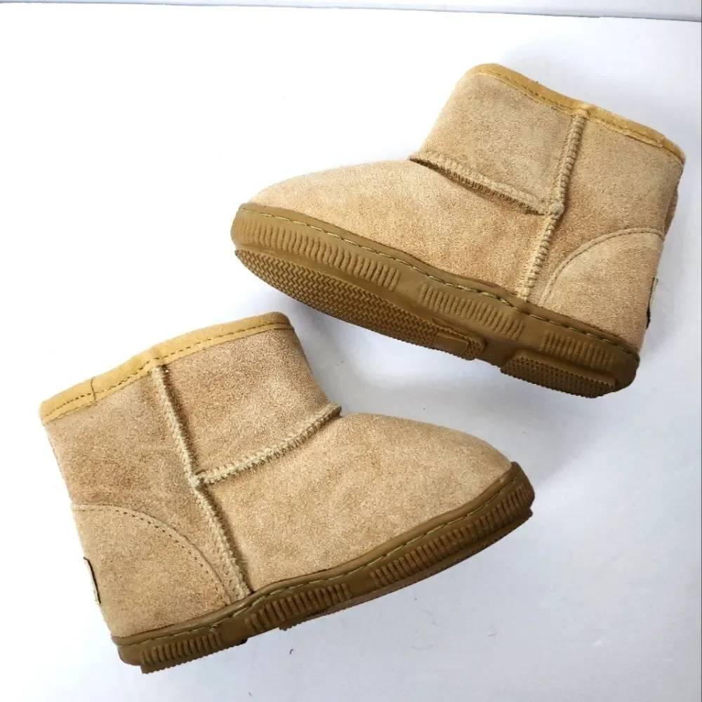 UGG excellent worn